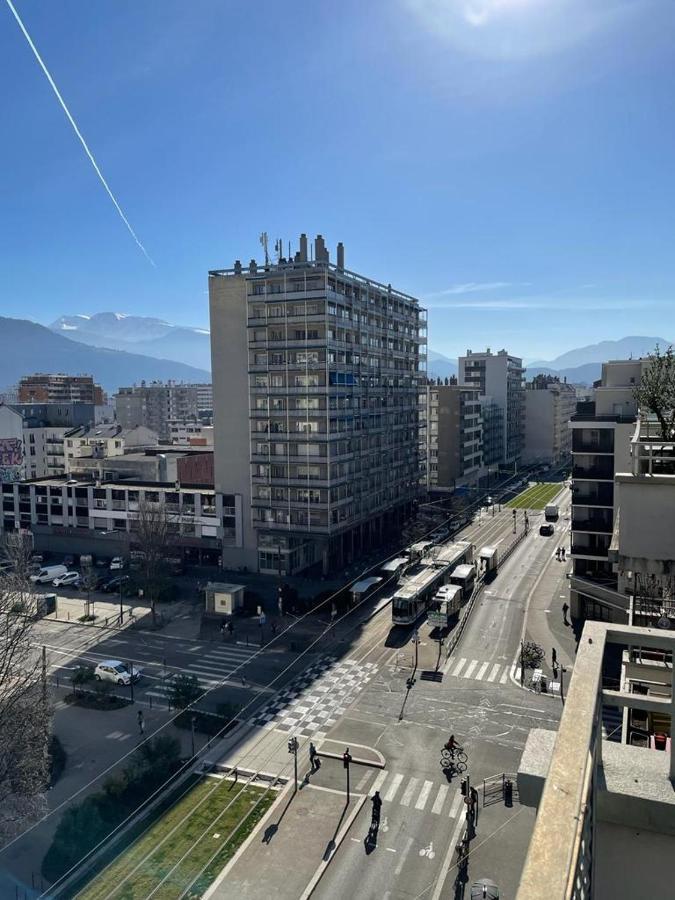 Champon - Lumineux 2 Chambres Avec Garage Prive - Tram A 1 Min Grenoble Exterior photo